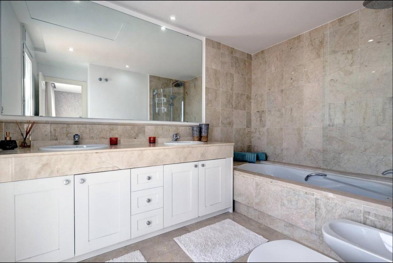 Aloha Terraced House Marbella